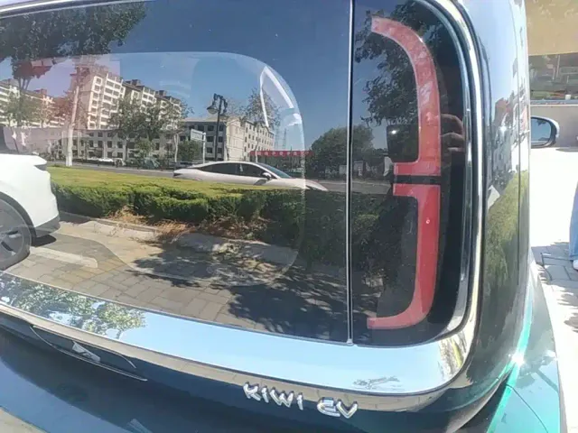 Baojun KiWi EV — Фото автомобиля 7