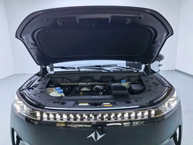 Dongfeng eπ 008 — Фото автомобиля 14