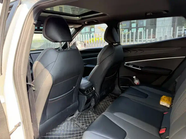 Geely Boyue — Фото автомобиля 11