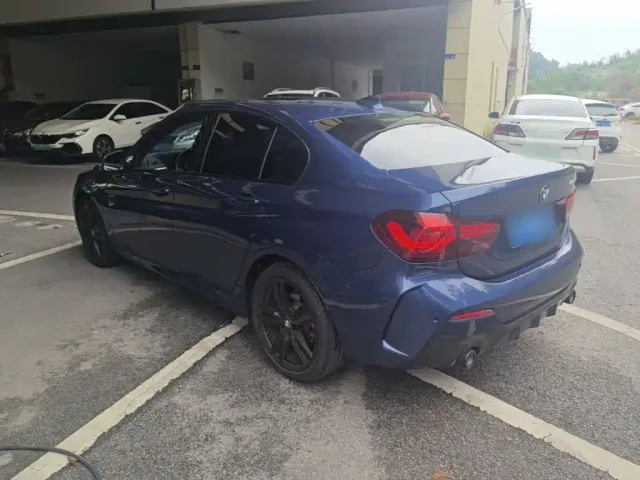 BMW BMW 1 Series 2023 125i M Sport Shadow Edition — Фото автомобиля 4
