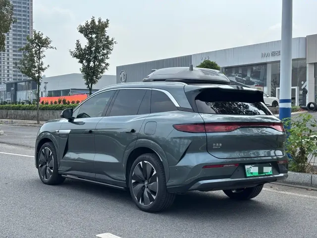 BYD Tang L — Фото автомобиля 5