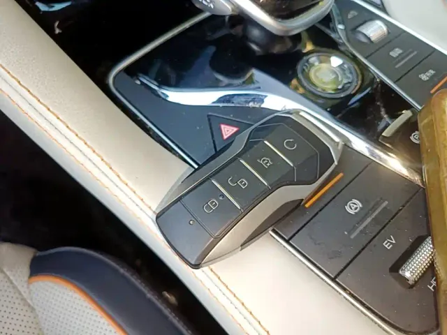 BYD Song PLUS — Фото автомобиля 8