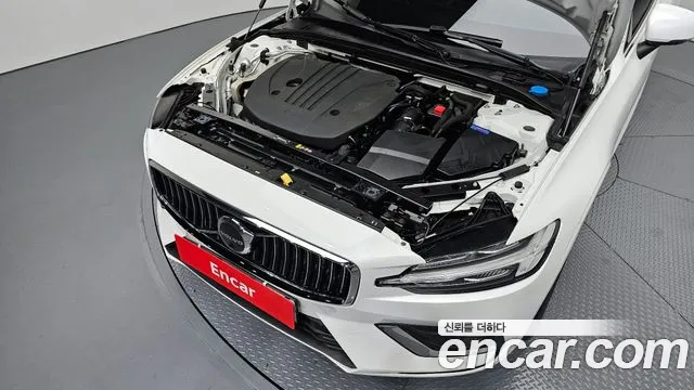 Вольво S60 S60 третьего поколения B5 Ultimate Bright — Фото автомобиля 6