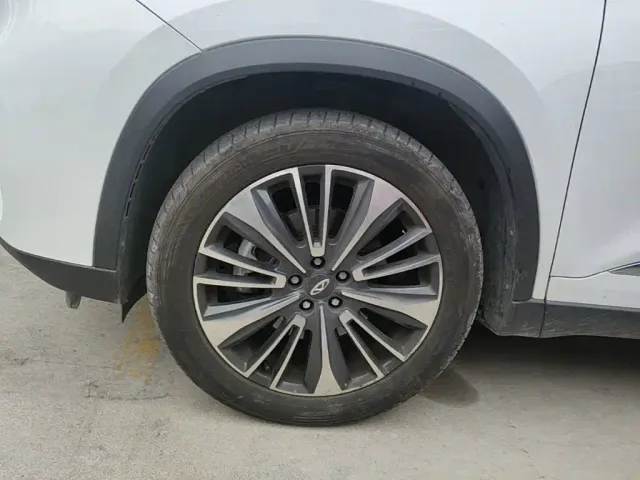 Chery Tiggo 8 PLUS — Фото автомобиля 22