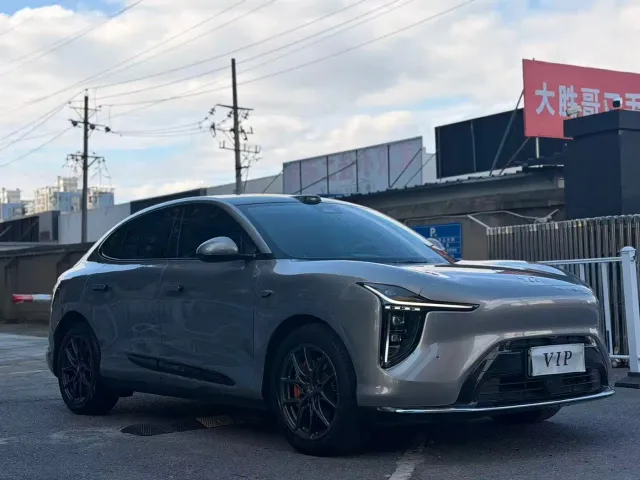 IM Motors LS6 — Фото автомобиля 2