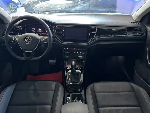 Volkswagen T-Roc — Фото автомобиля 22