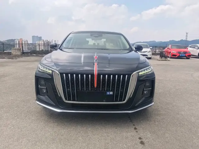 Hongqi H5 — Фото автомобиля 3