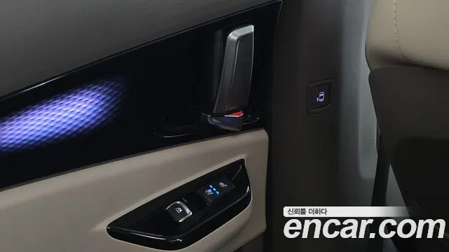 Kia Canival Carnival 4 поколение Дизель 7 мест Hi-Limousine — Фото автомобиля 24