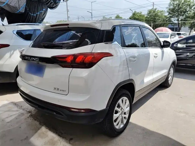 BAIC X3 — Фото автомобиля 6