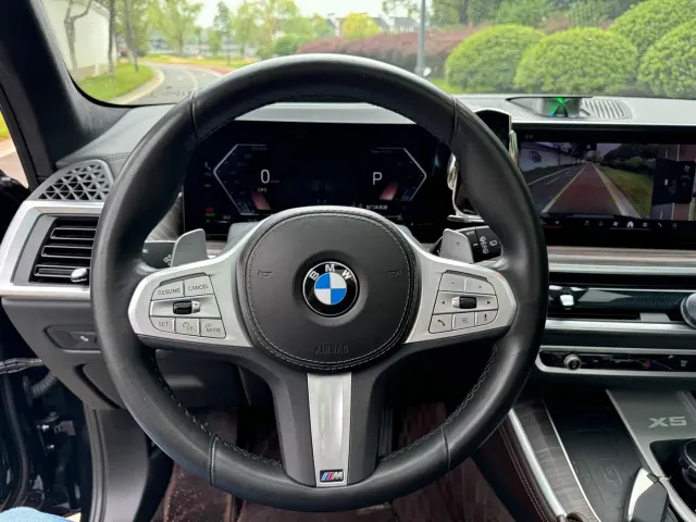 BMW X5 — Фото автомобиля 6