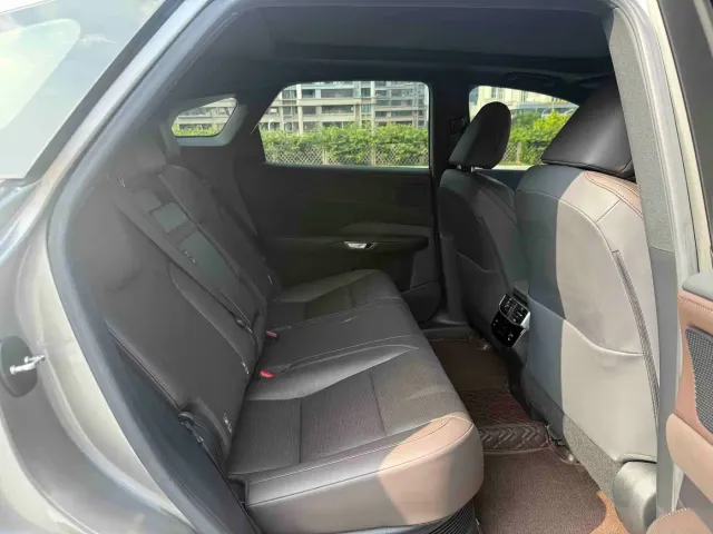 Lexus RX — Фото автомобиля 6