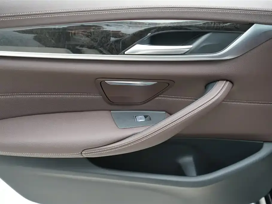 BMW BMW 5 Series 2022 Model Second Facelift 525Li M Sport Package — Фото автомобиля 16