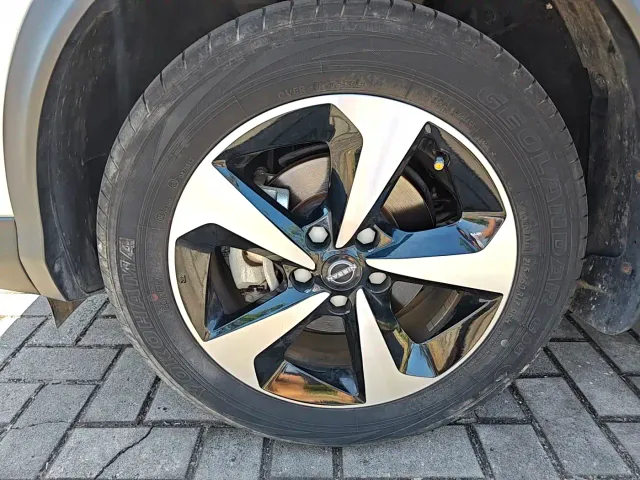 Nissan Qashqai — Фото автомобиля 5