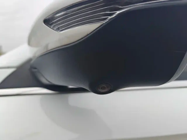 Geely Emgrand — Фото автомобиля 11
