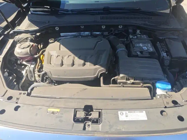 Volkswagen Passat — Фото автомобиля 10