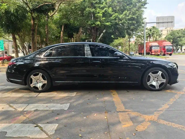 Mercedes-Benz Maybach S-Class — Фото автомобиля 11