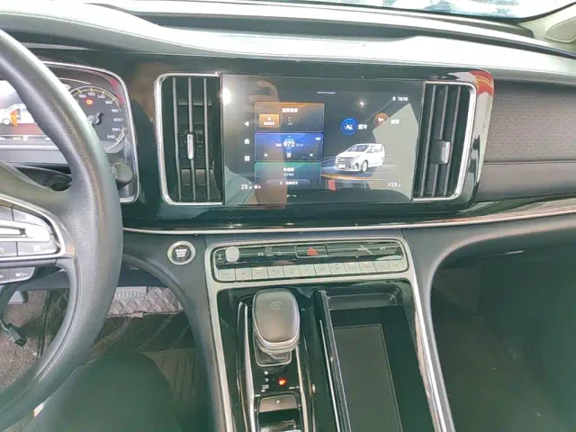 GAC Trumpchi M8 — Фото автомобиля 12