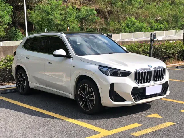 BMW X1 — Фото автомобиля 3