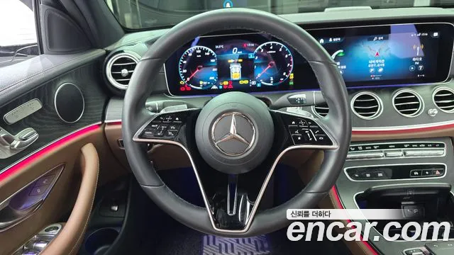 Mercedes-Benz E-Class W213 — Фото автомобиля 12