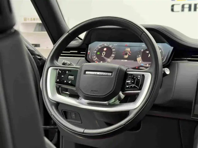 Land Rover Range Rover — Фото автомобиля 14
