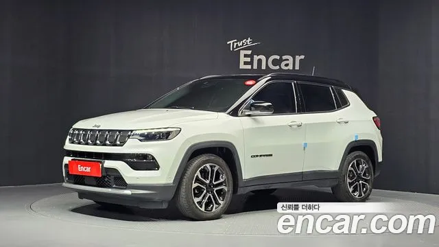 Фотография автомобиля — Jeep Compass