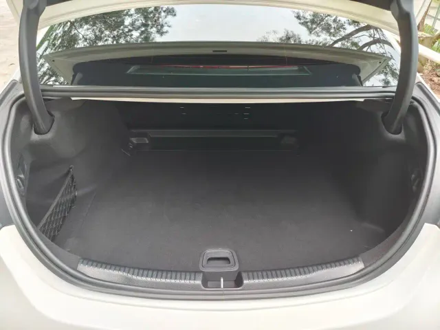 Mercedes-Benz C-Class — Фото автомобиля 14