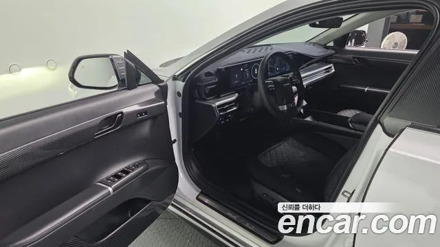 Hyundai Grandeur Grandeur (GN7) 3.5 LPG 2WD (Такси) — Фото автомобиля 11