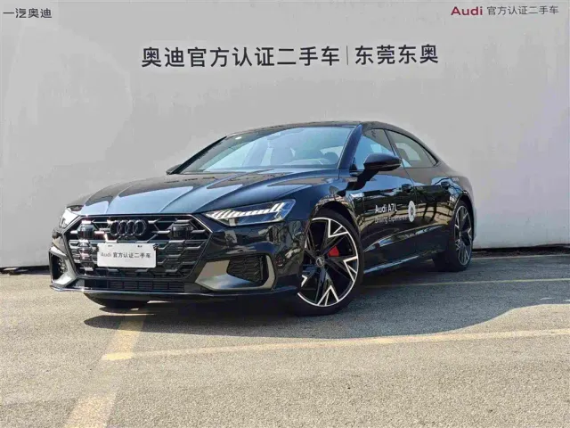 Фотография автомобиля — Audi A7L