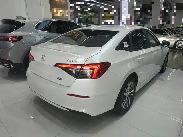 Honda Civic — Фото автомобиля 6