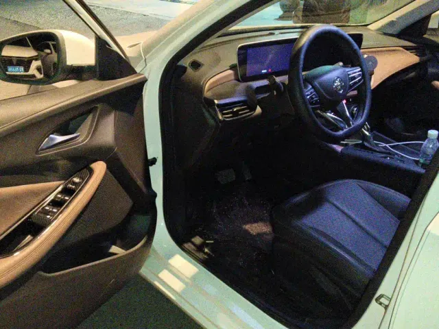 Buick Verano — Фото автомобиля 12