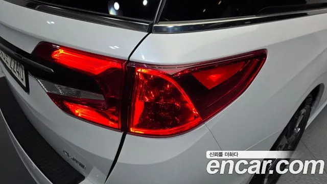 Honda Odyssey — Фото автомобиля 23
