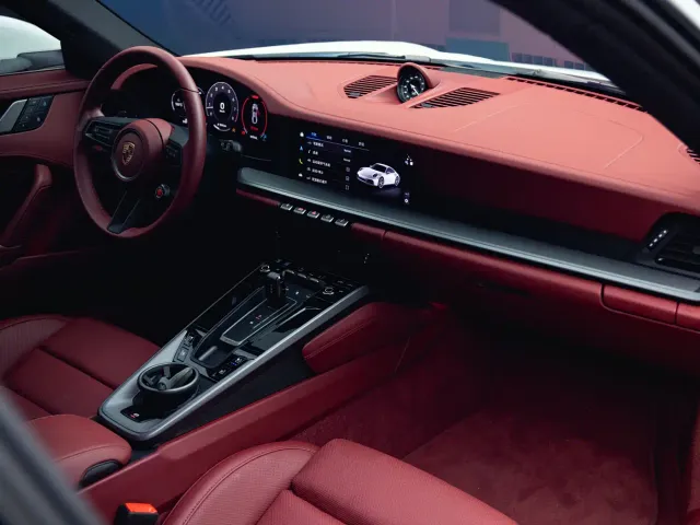 Porsche 911 — Фото автомобиля 25
