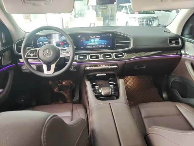 Mercedes-Benz GLE-Class — Фото автомобиля 9