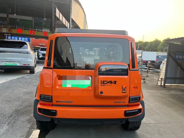 iCAR V23 — Фото автомобиля 8