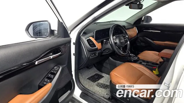 Kia Seltos — Фото автомобиля 15