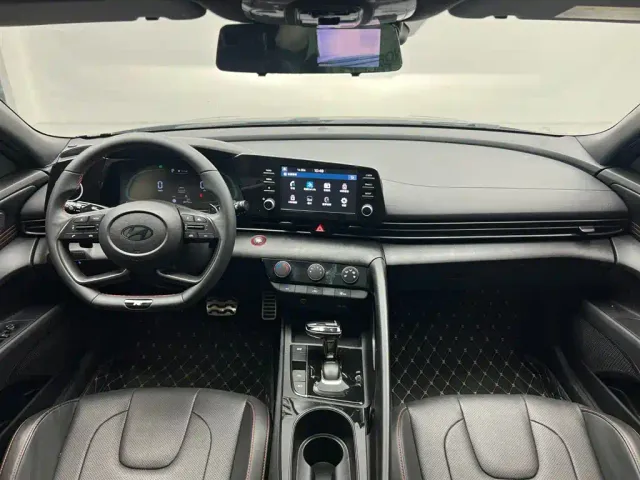 Hyundai Elantra — Фото автомобиля 17