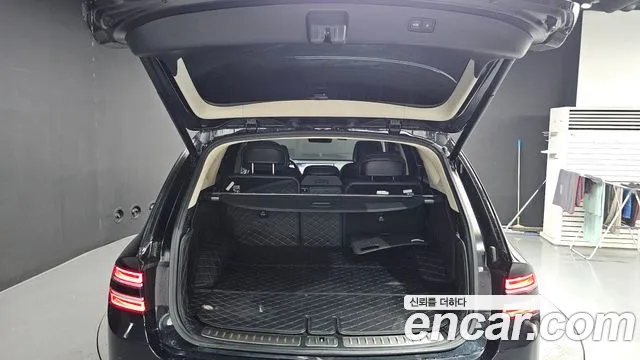 Genesis GV80 2.5T Бензин AWD — Фото автомобиля 17