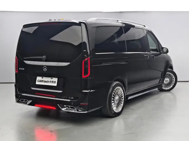Mercedes-Benz V-Class — Фото автомобиля 9