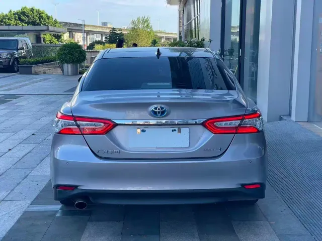 Toyota Camry — Фото автомобиля 19