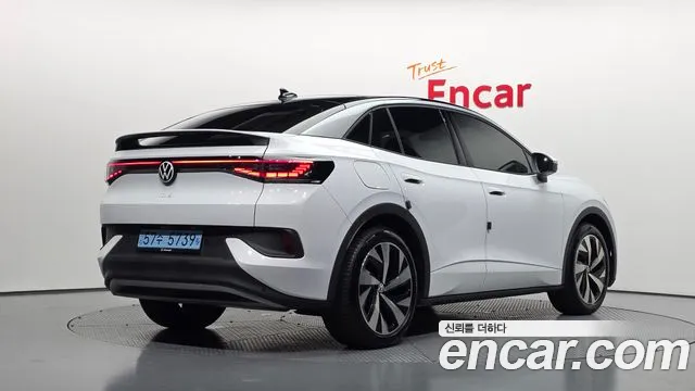 Volkswagen ID.5 Pro — Фото автомобиля 2