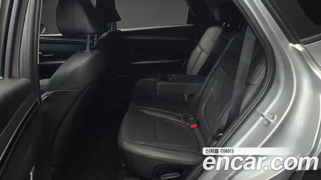 Hyundai Tucson Tucson (NX4) Дизель 2.0 2WD — Фото автомобиля 2