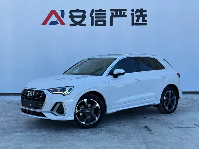 Фотография автомобиля — Audi Q3