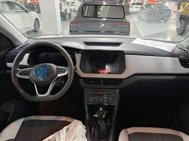 Volkswagen Tharu — Фото автомобиля 3