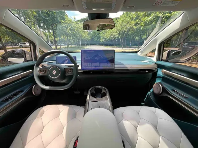 Baojun Cloud — Фото автомобиля 15