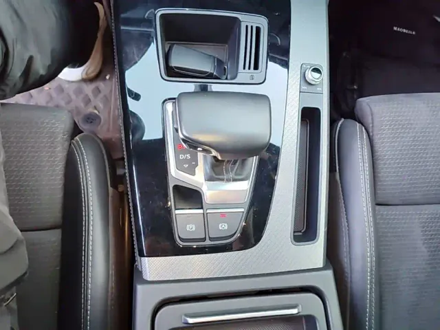 Audi Q5L Sportback — Фото автомобиля 13