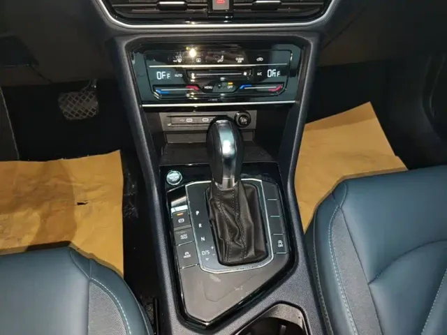 Volkswagen Tharu — Фото автомобиля 13