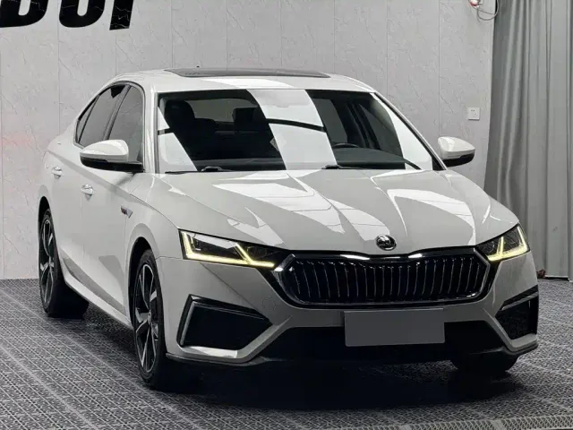 Skoda Octavia — Фото автомобиля 2