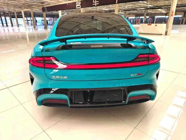 Xiaomi SU7 — Фото автомобиля 5
