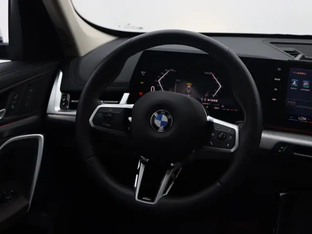 BMW X1 — Фото автомобиля 16