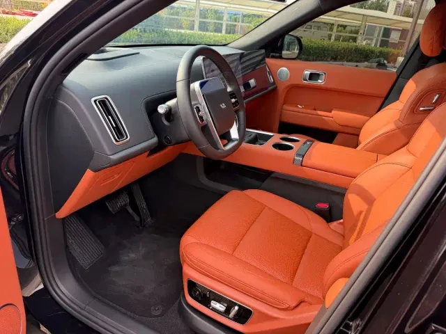 Li Auto L7 — Фото автомобиля 7